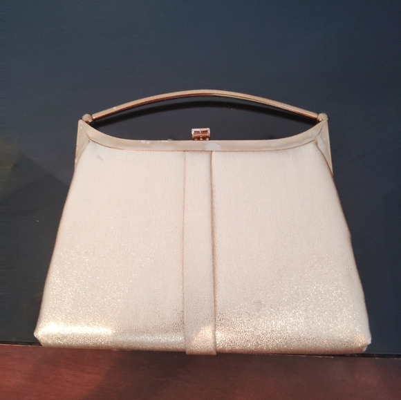 Gold clutch purse clasp closure - Picture 16 of 16